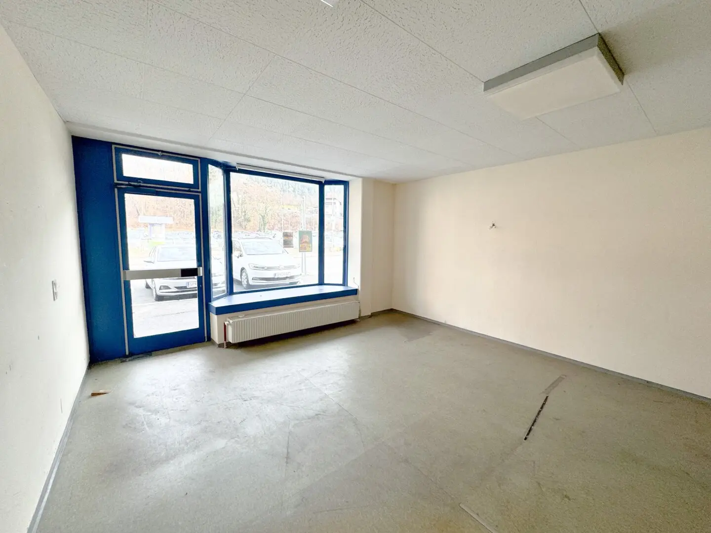 EINZIGARTIGE CHANCE IN TOP LAGE! GESCHÄFTSLOKAL IM ERDGESCHOSS IN SPITTAL!