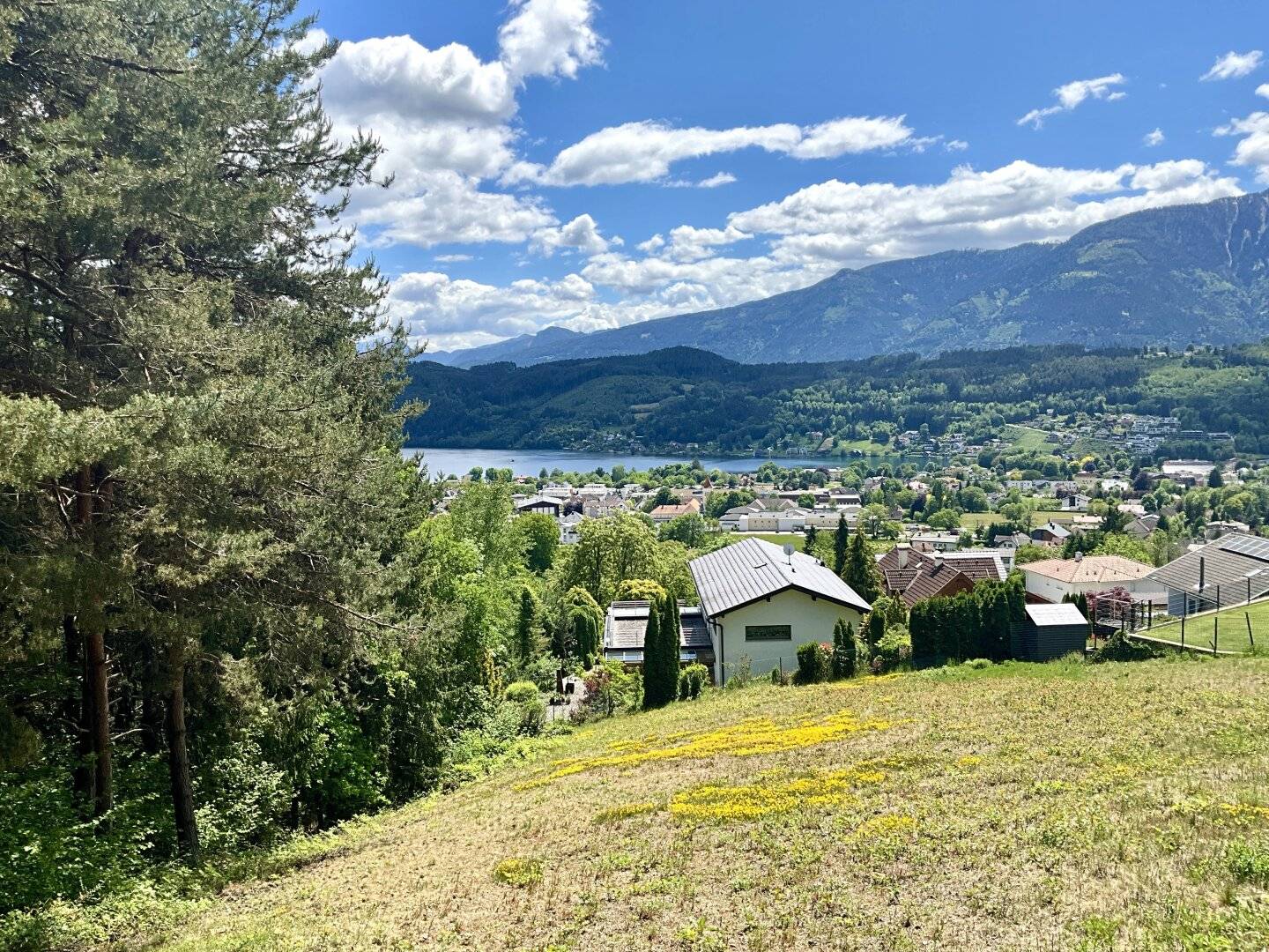 EIN PLATZ FÜR GROSSE GEFÜHLE AM MILLSTÄTTER SEE – PREMIUM-BAUGRUNDSTÜCK MIT ATEMBERAUBENDEM SEE- UND BERGBLICK