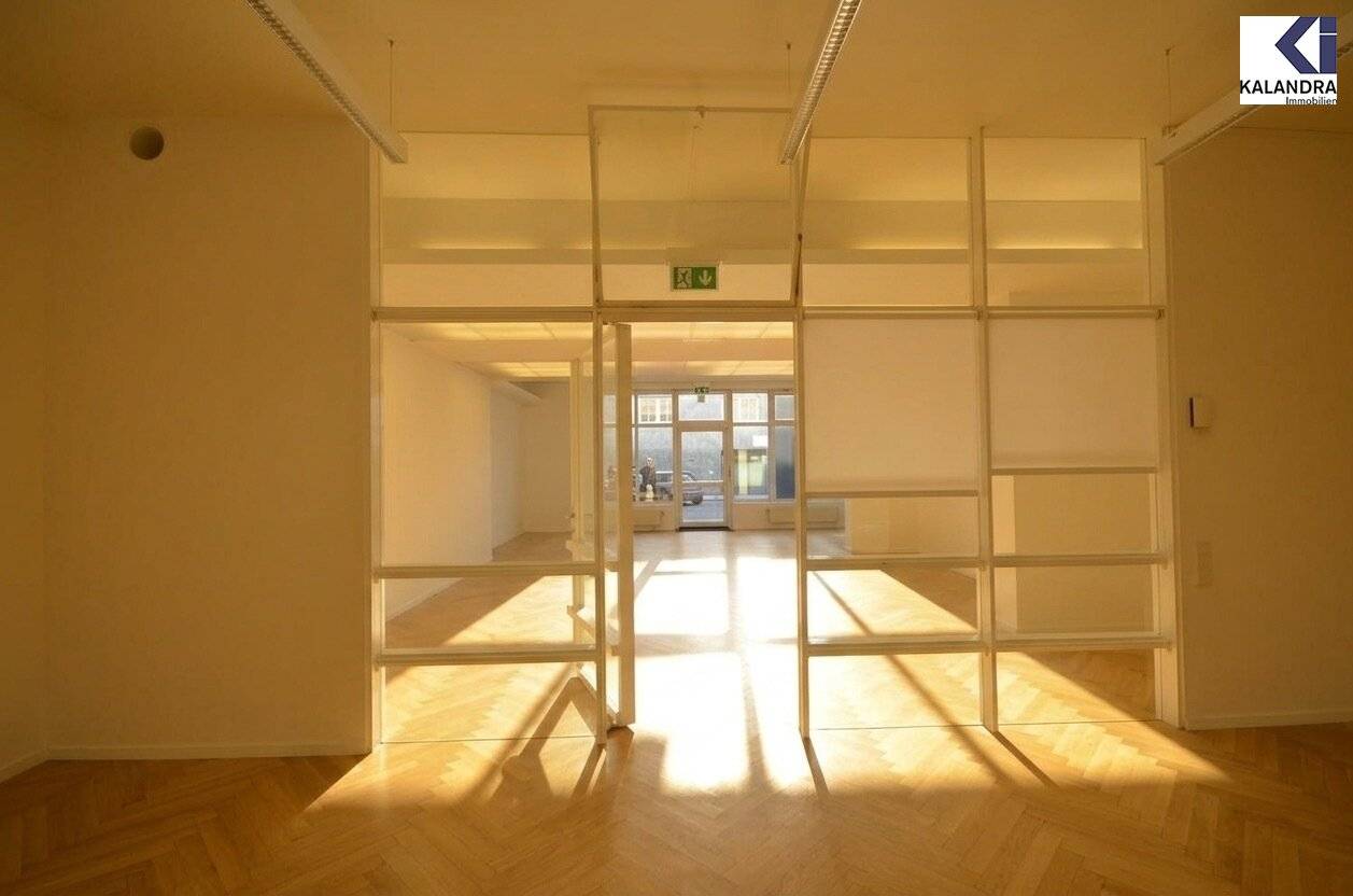 Ground floor office near Naschmarkt