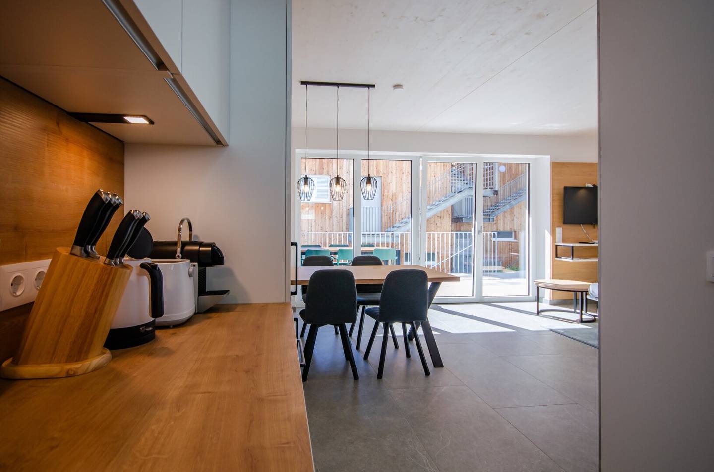 A retreat above the Wörthersee! Exclusive living with wide view and lasting value
