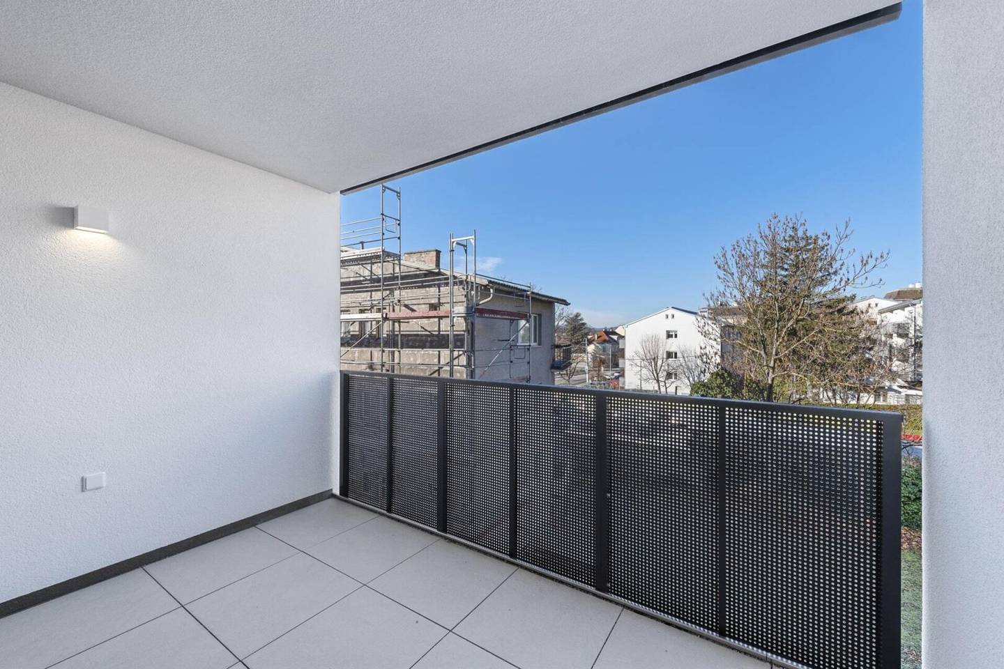 Commission free: 2 room apartment with loggia in the 14th district Top 23