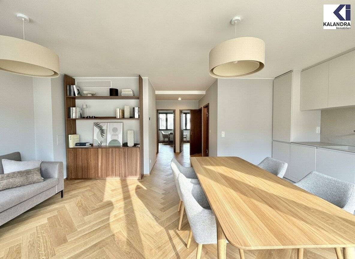 360 Tour // Luxury furnished terrace apartment Josefstadt