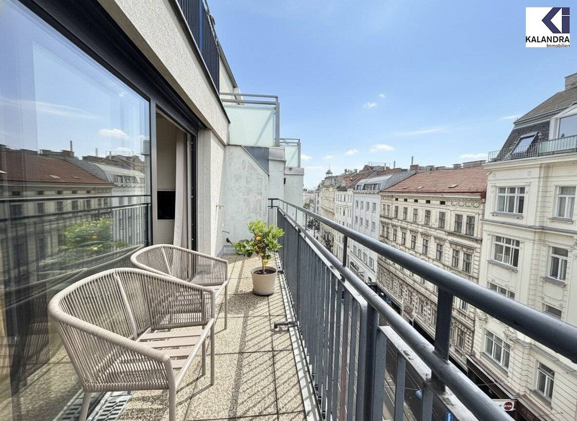 360 Tour // Luxury furnished terrace apartment Josefstadt
