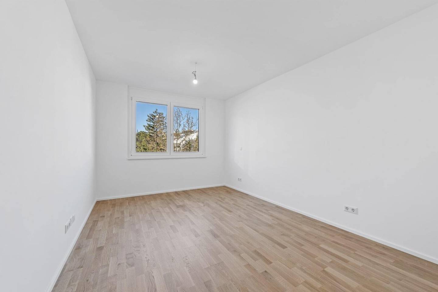 Cozy 2-room apartment with loggia in the 14th district - Top 22