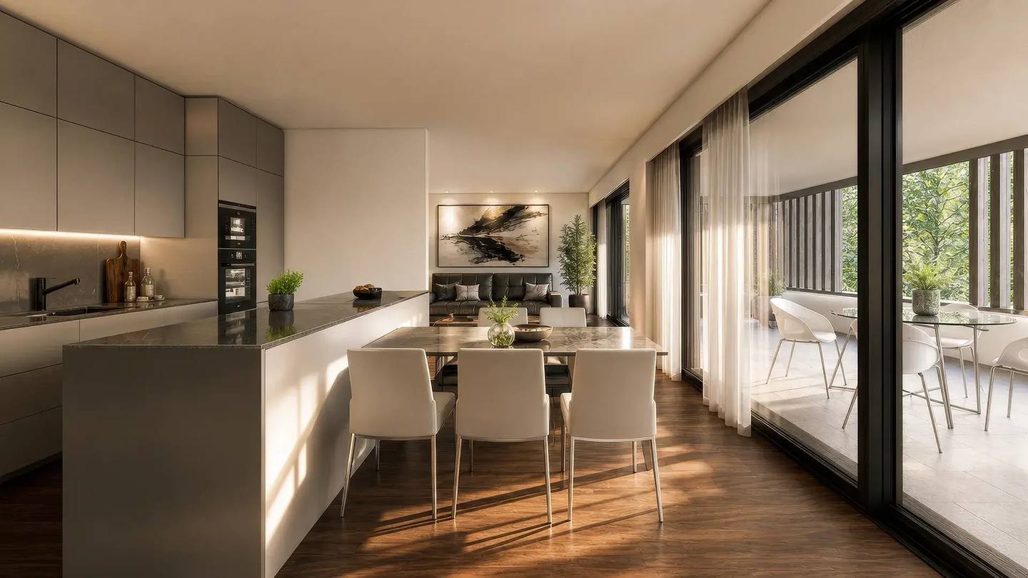 Living comfort with space attractive owner occupied apartment with generous balcony