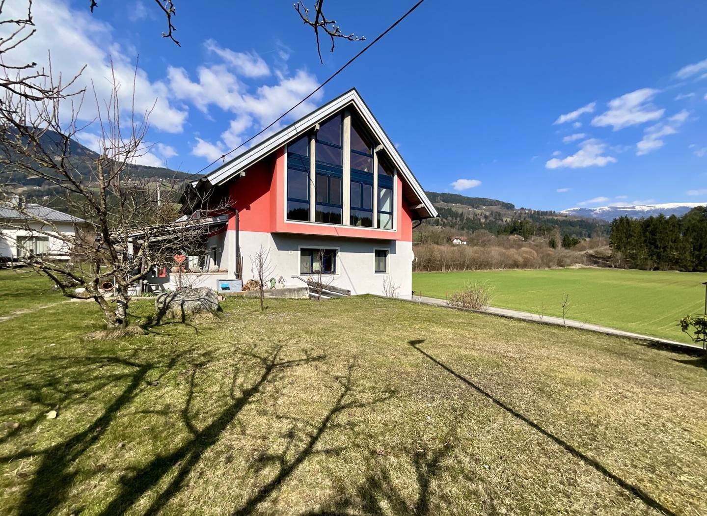 EIN ZUHAUSE, DAS BLEIBT - GROSSZÜGIGES WOHNHAUS IN SONNIGER NATURLAGE IN FEICHT/LENDORF MIT WEITBLICK, ZWEI WOHNEINHEITEN & BESONDEREM LEBENSGEFÜHL - NAHE SPITTAL UND MILLSTÄTTER SEE!