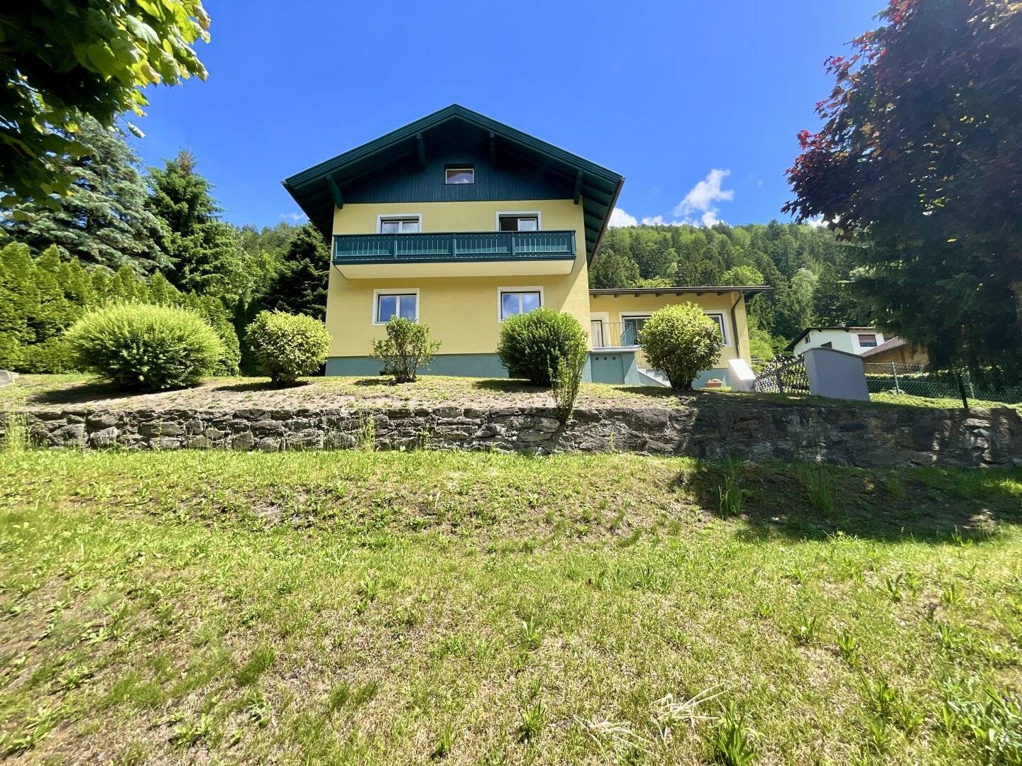 MEHR RAUM. MEHR AUSBLICK. MEHR ZUHAUSE. GEPFLEGTES WOHNHAUS IN PREMIUMLAGE VON OBERVELLACH IM MÖLLTAL!