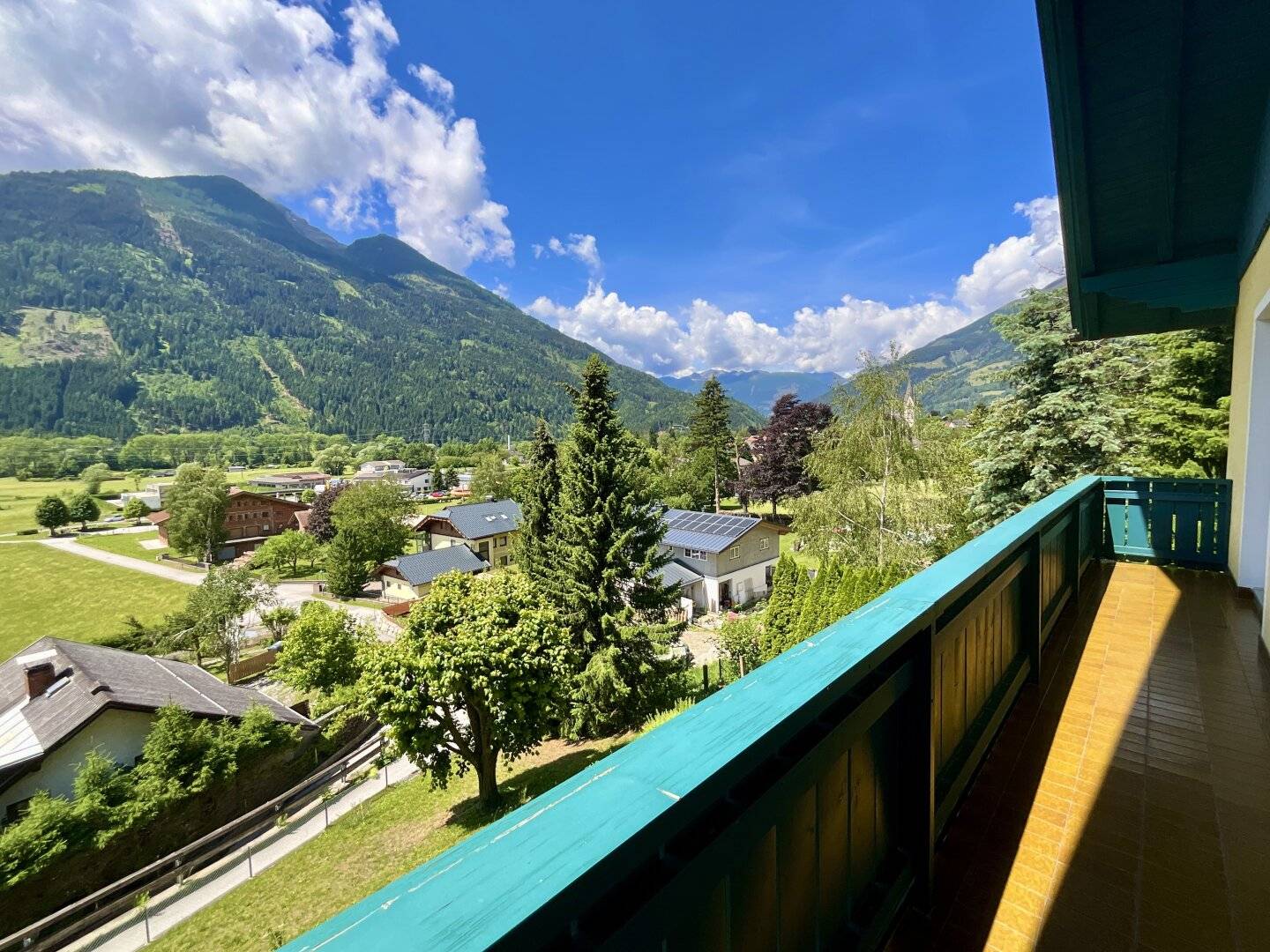 MEHR RAUM. MEHR AUSBLICK. MEHR ZUHAUSE. GEPFLEGTES WOHNHAUS IN PREMIUMLAGE VON OBERVELLACH IM MÖLLTAL!