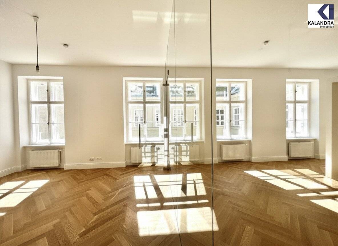 360 TOUR  // GENERALSANIERTE ALTBAUWOHNUNG in ruhiger INNENSTADTLAGE