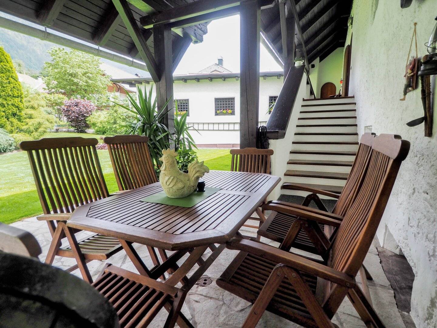 RARITÄT - HISTORISCHES ANWESEN MIT IDYLLISCH GELEGENEM GARTEN - MODERNES WOHNEN AUF 188m² + SEPARATER WOHNUNG UND NEBENRÄUME