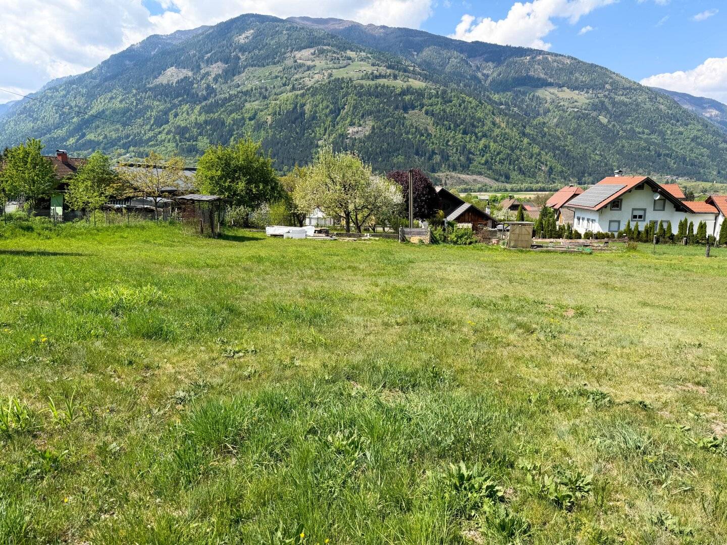 BAUGRUNDSTÜCK LIND IM DRAUTAL - ERHOBENE LAGE MIT BEEINDRUCKENDEM PANORAMABLICK!