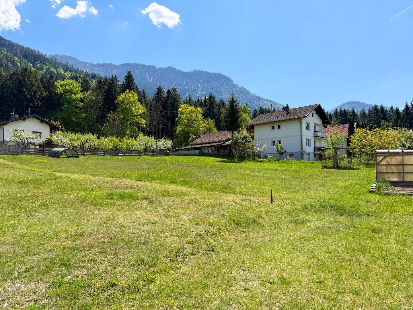 BAUGRUNDSTÜCK LIND IM DRAUTAL - ERHOBENE LAGE MIT BEEINDRUCKENDEM PANORAMABLICK!