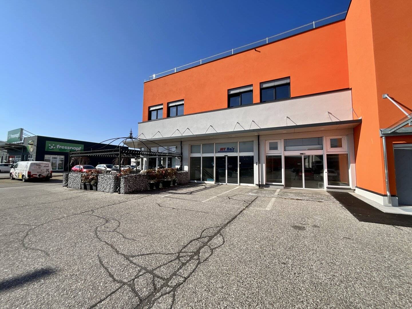 ORIDNATION FOR RENT MODERN BARRIER FREE SPACES IN THE NEW DOCTORS CENTER IN VILLACH