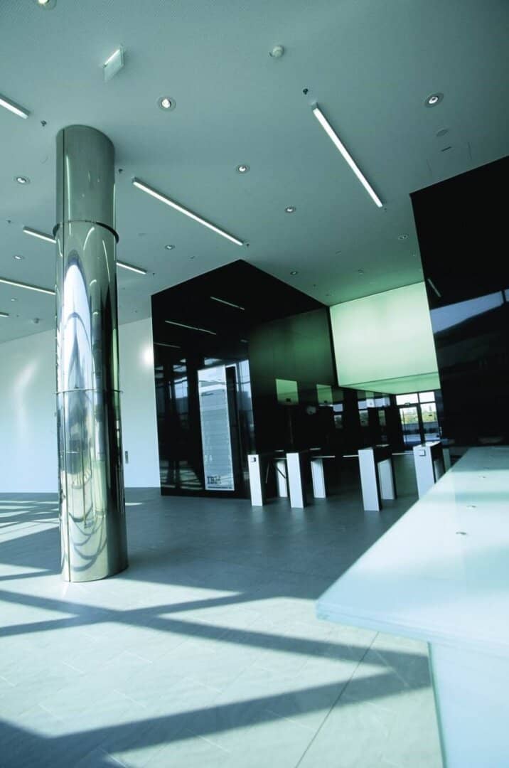 Saturn Tower