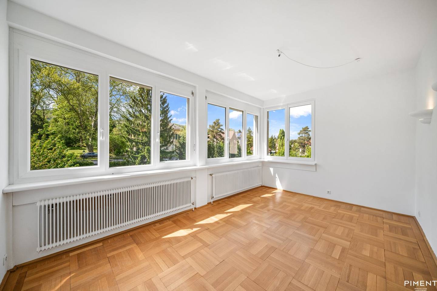House in Hietzing's Best Location with Dream Garden