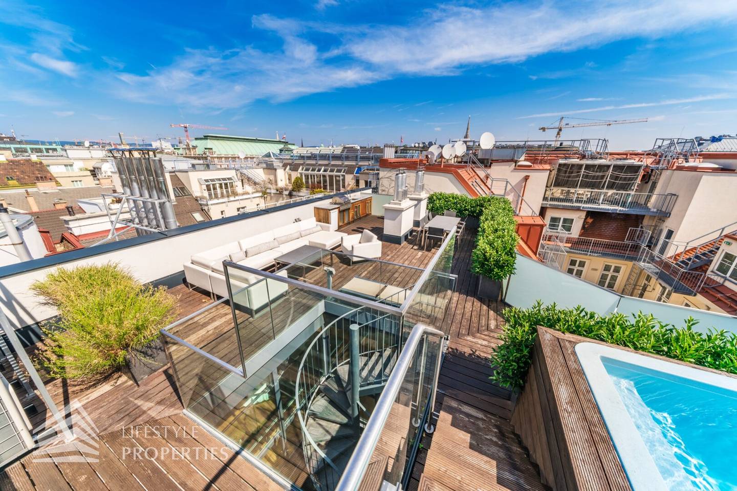 Luxuriöses 4-Zimmer Penthouse im Herzen der Innenstadt