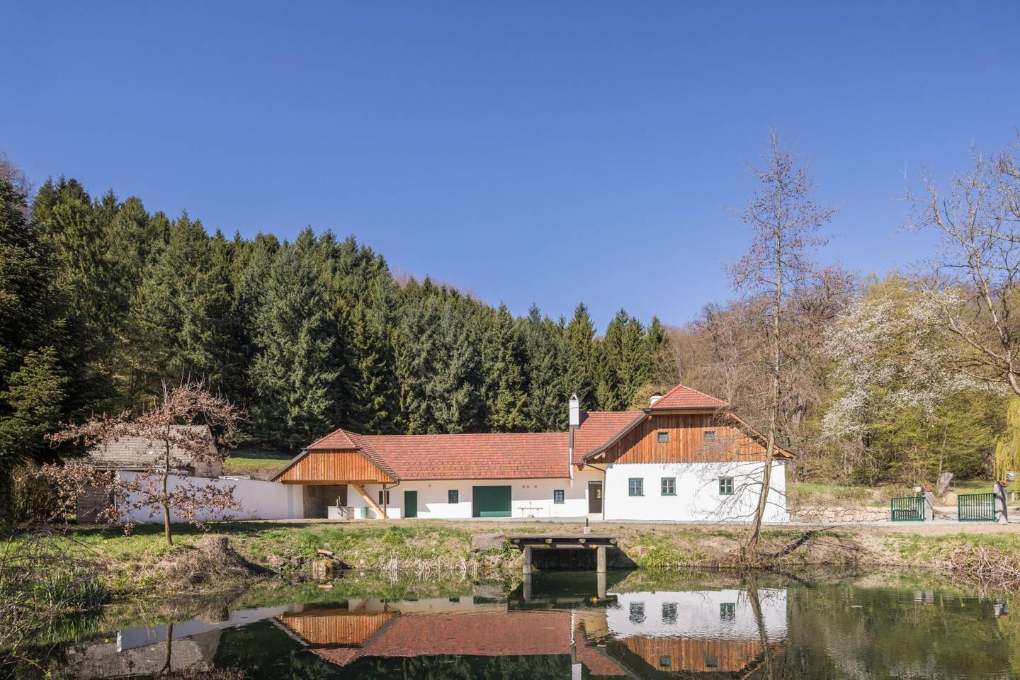 Forester's House in the Dunkelsteiner Wald