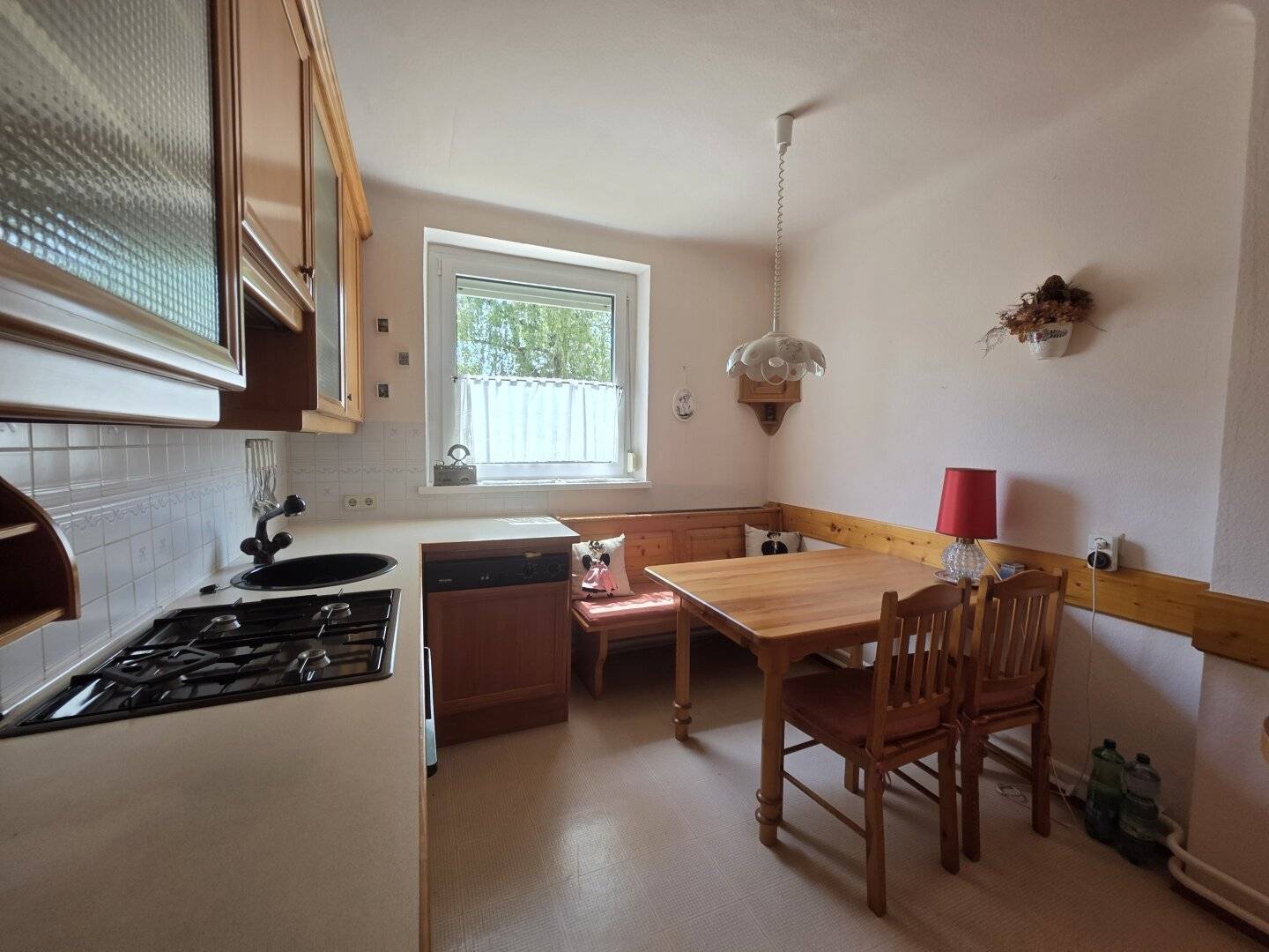 GRÜNBLICK: well maintained, bright 3 room apartment in green and top location with balcony