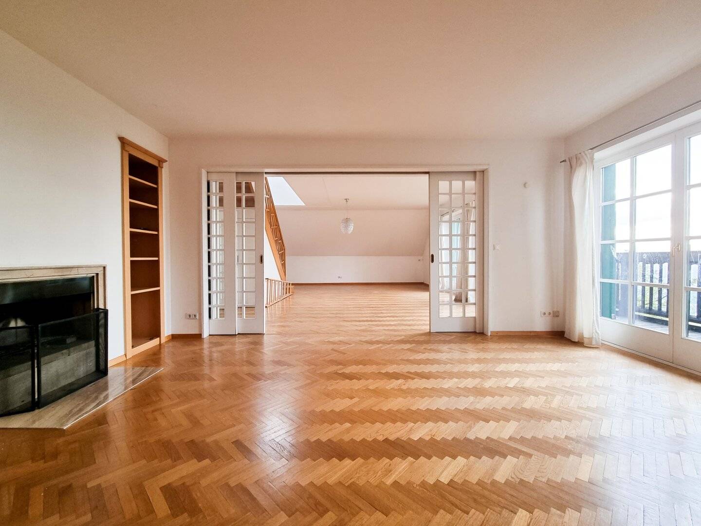 Two storey attic apartment with a wonderful Vienna view near Kahlenberg