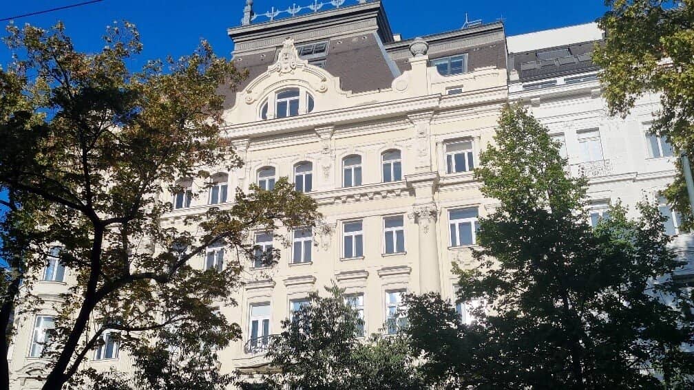 Wahrlich ein traumhaftes Altbaubüro
