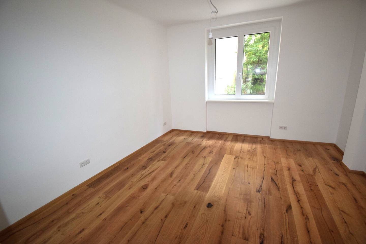 Toplage, Erstbezug, Balkon, Fußbodenheizung