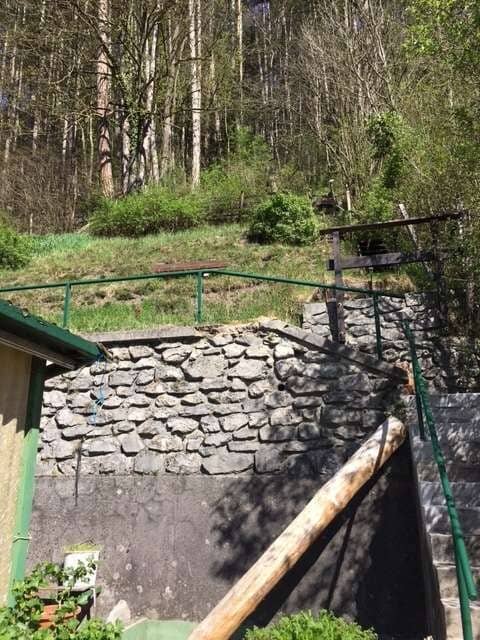 Charmantes Landhaus in Gutenstein, 200m², 8 Zimmer, Garten, renovierungsbedürftig! Bis 06.2029 vermietet