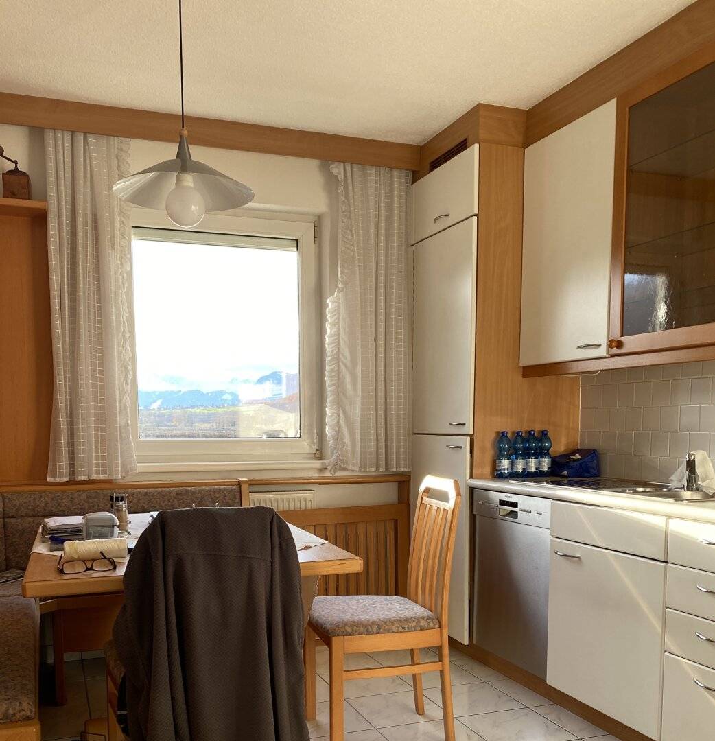 Living in Wattens, 3 rooms and kitchen, balcony including 2 underground parking spaces","de":"Wohnen in Wattens – 3 Zimmer+Küche, Balkon | incl. 2 TG-Stellplätze"