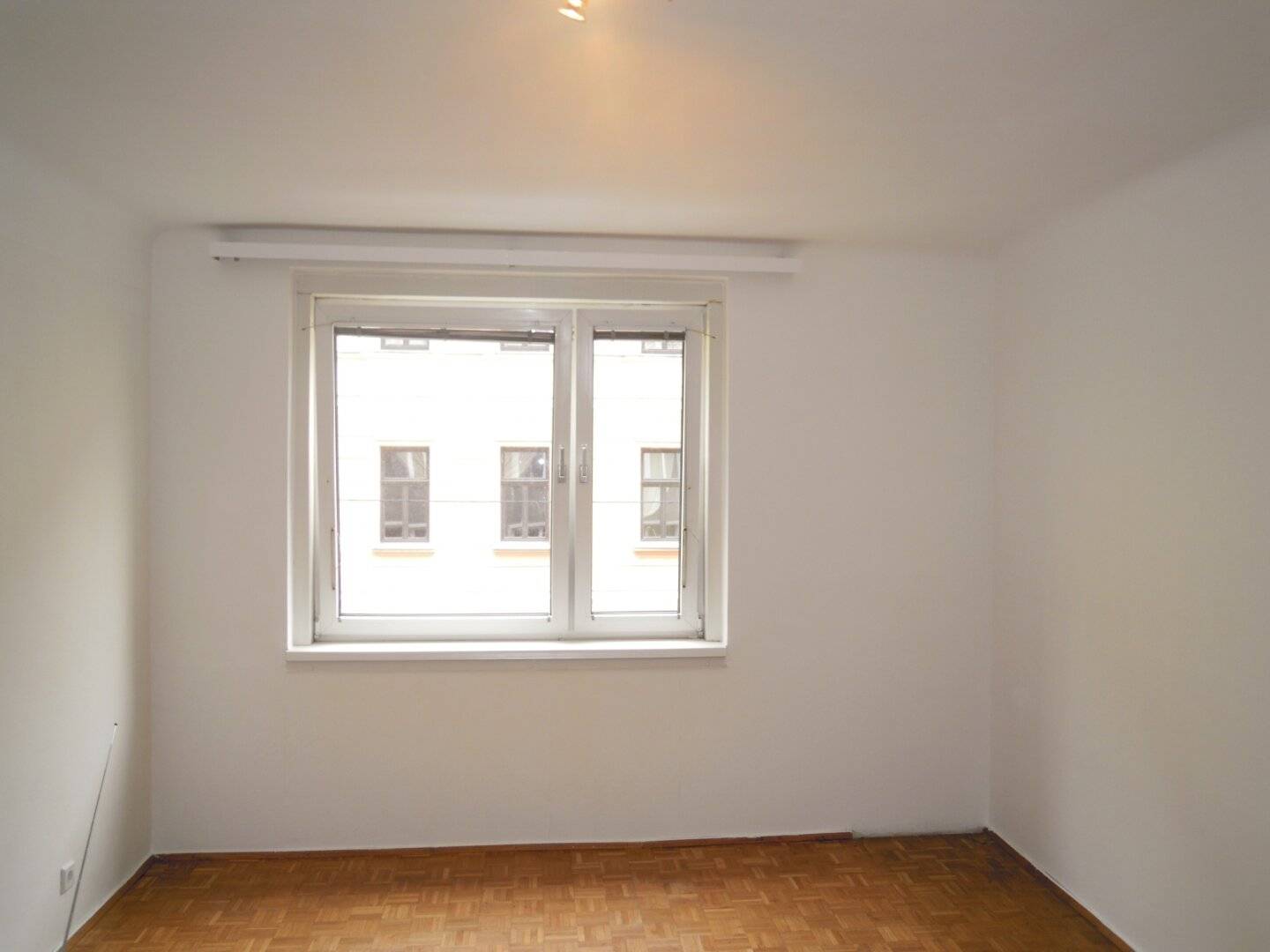 Modern two room apartment in 1050 Vienna your new home or its profitable investment spanning 62.15 m²