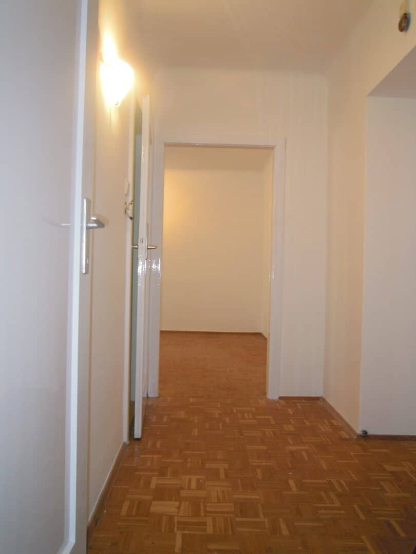 Modern two room apartment in 1050 Vienna your new home or its profitable investment spanning 62.15 m²