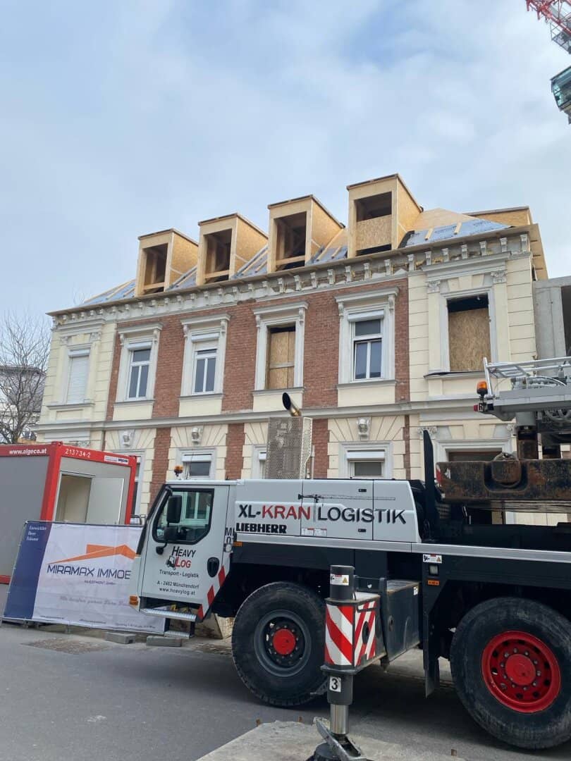 Neu - Korneuburg - Zentrale Lage - Altbau + Zubau + DG Ausbau + Tiefgarage mit 16 Stellplätzen - Provisionsfrei für Sie als Kunde