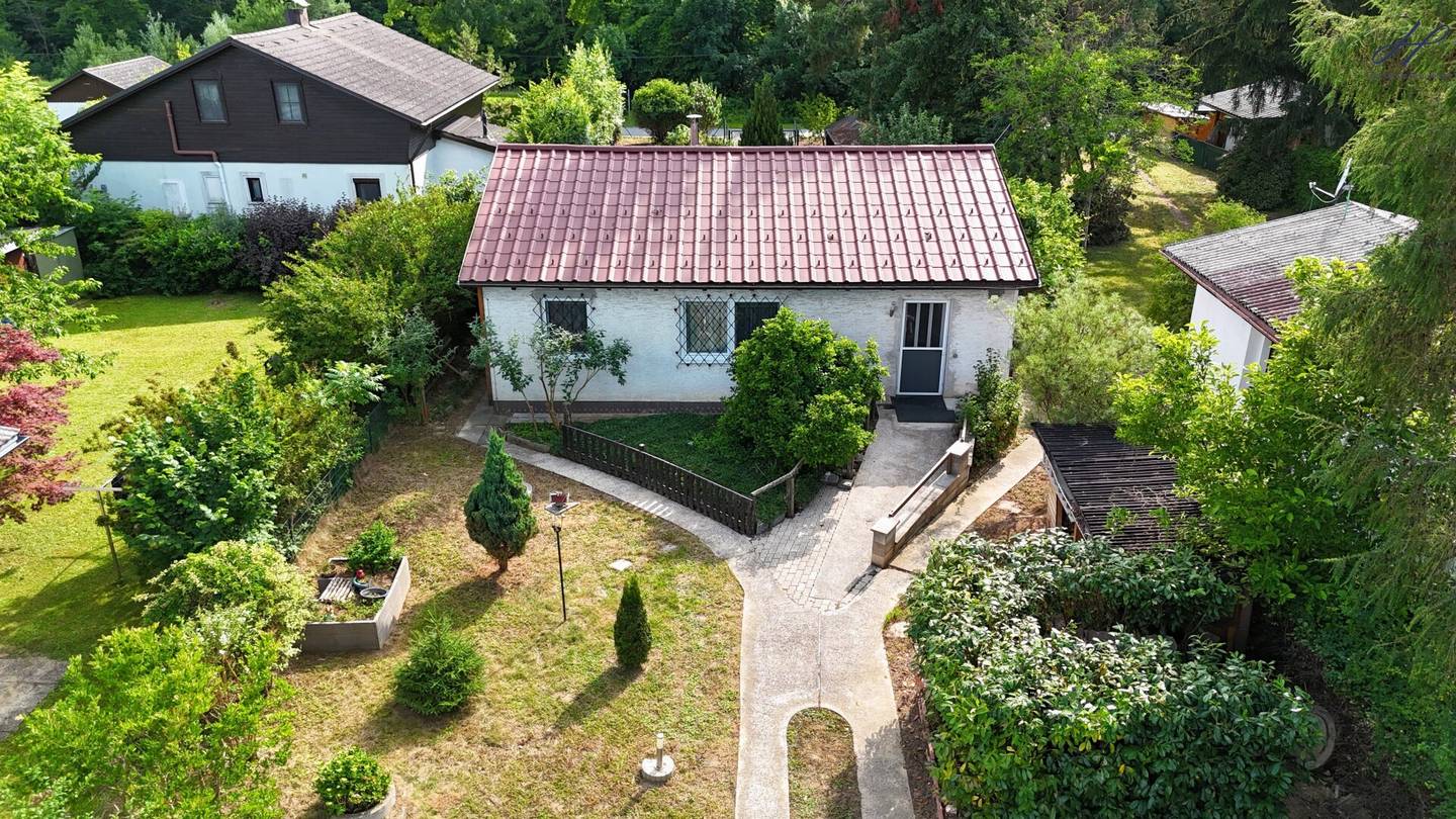 Bungalow in herrlicher Grünlage!