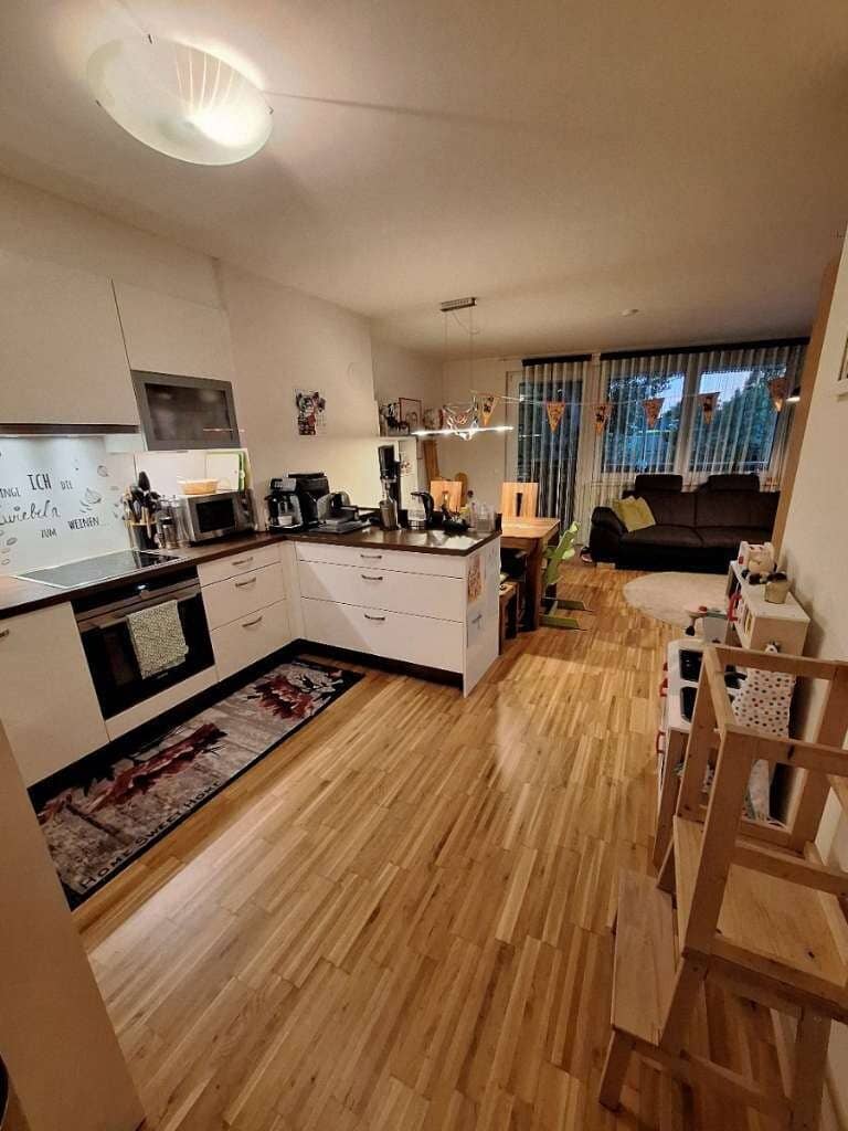 Sehr gepflegte Wohnung im 22.Bezirk mit großen Balkonen abzugeben
