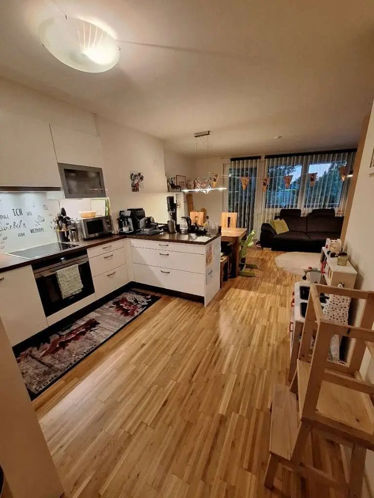 Very well maintained apartment in the 22nd district with large balconies available