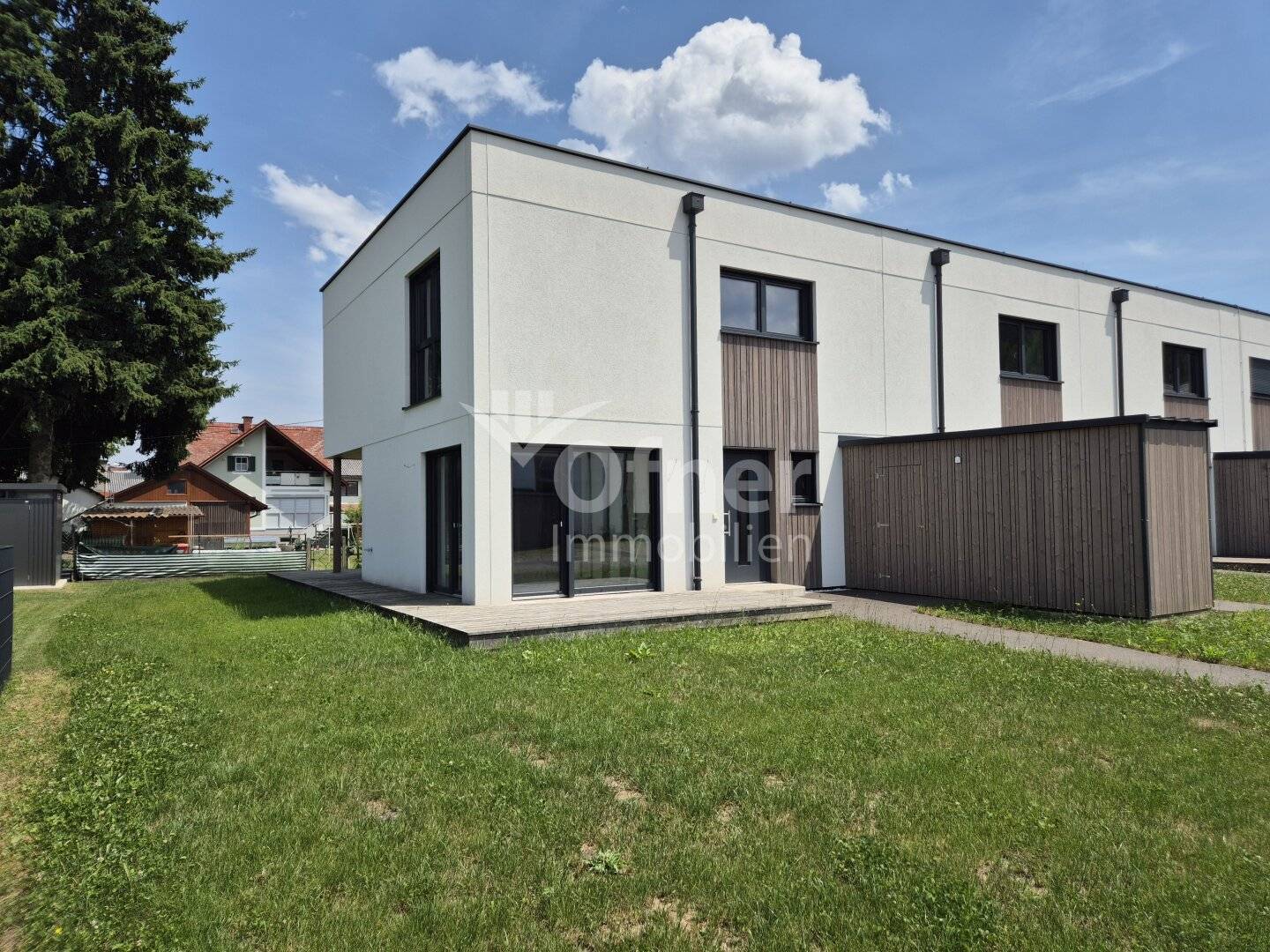 Top-Mietobjekt: Modern wohnen in zentrumsnaher Grünlage