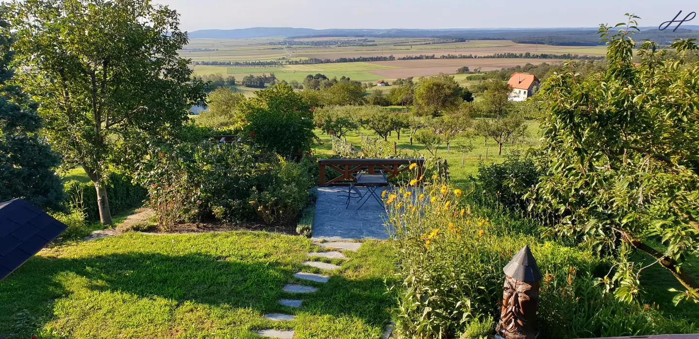 Top renovated cellar cottage in dreamlike view location