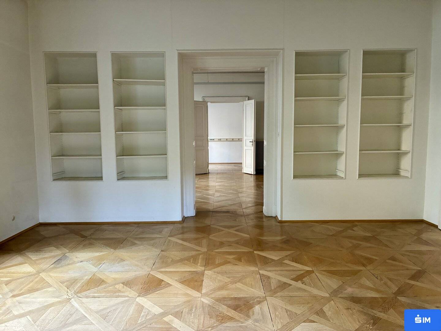 Attractive old building office space in central Graz prime location