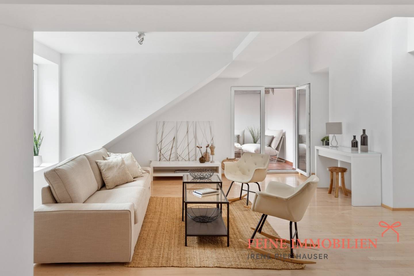 Real 5 room family apartment in Währing: one level, large garage","de":"Echte 5-Zimmer-Familienwohnung in Währing: eine Ebene, große Garage"