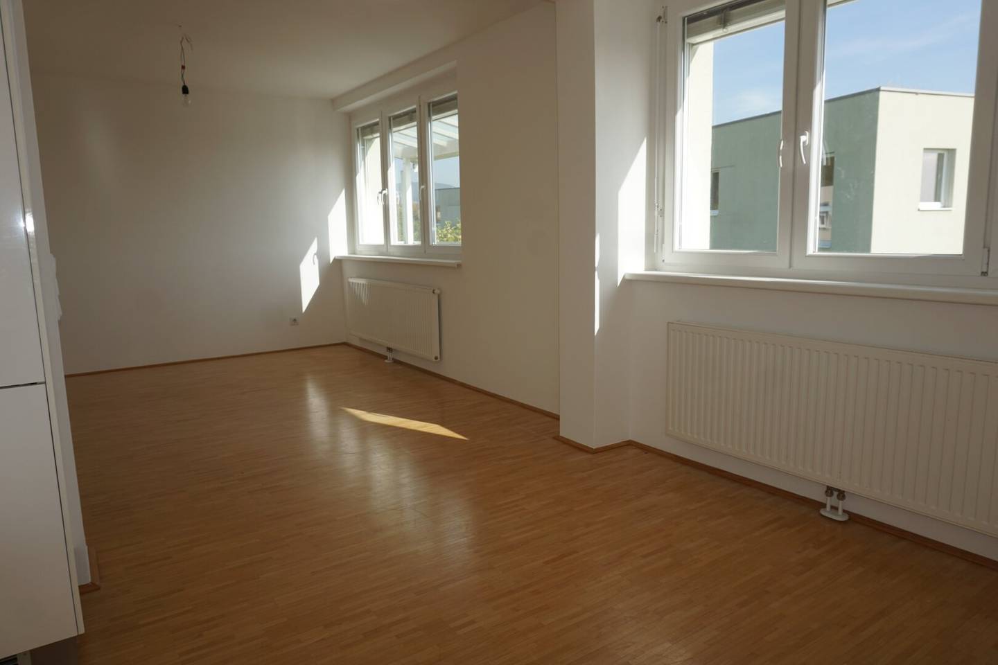 Helles Erstklasse-Appartement mit 15 m² L-Balkon in Urfahrer Bestlage (Auberg)