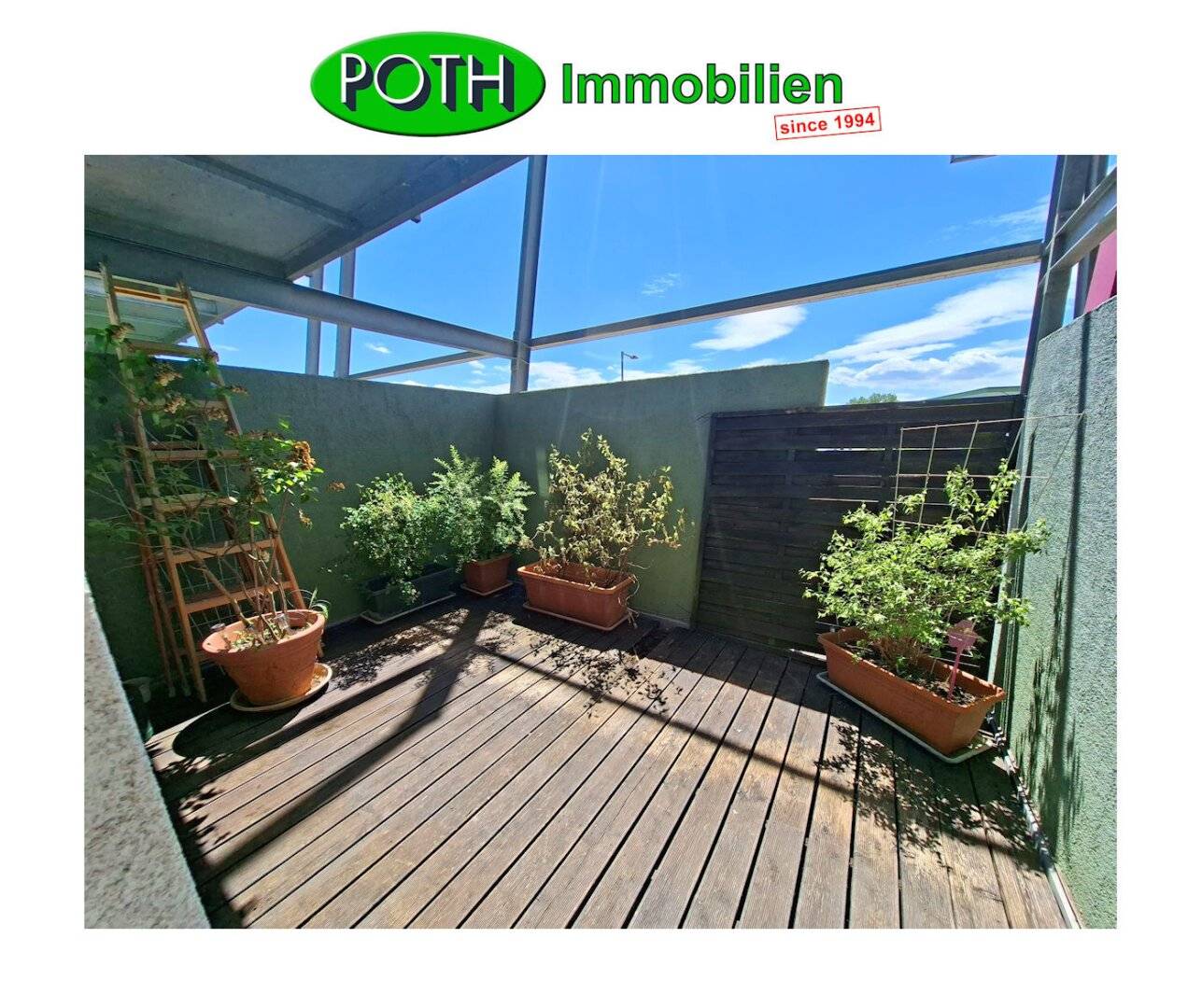 Maisonette apartment in the style of a terraced house with private garden, terrace and balcony plus access to a bathing pond