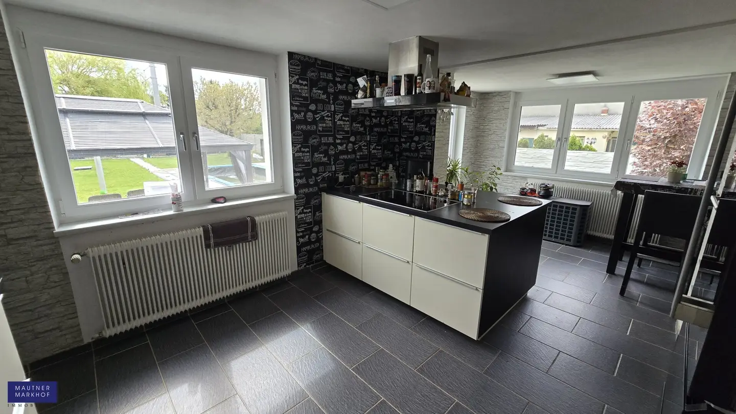 Familienhaus mit herrlichem Pool, großzügigem Garten bei Ebreichsdorf!