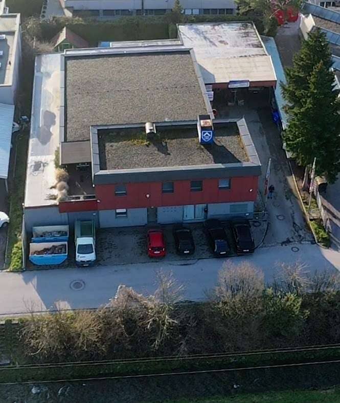 Büro-u.Gewerbeobjekt (Werkstatt) m.4-Zi.Wohnung u.Abstellpl. im Fr. in Salzburg/Mayrwies zu vermieten
