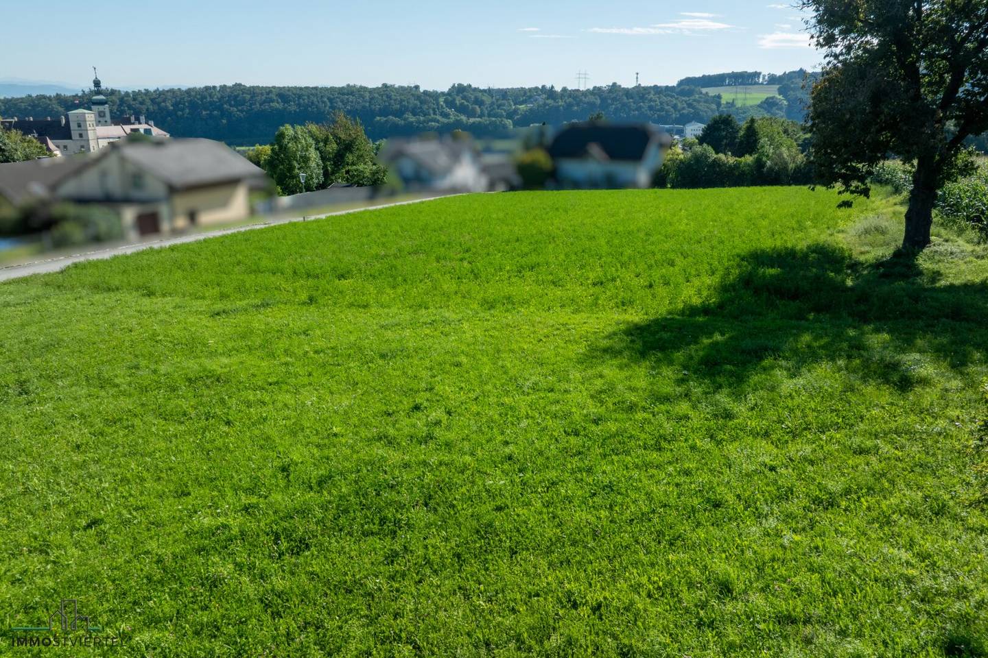 Baurechtsgrundstück in Top Aussichtslage mit Projektentwurf für Bauträger!