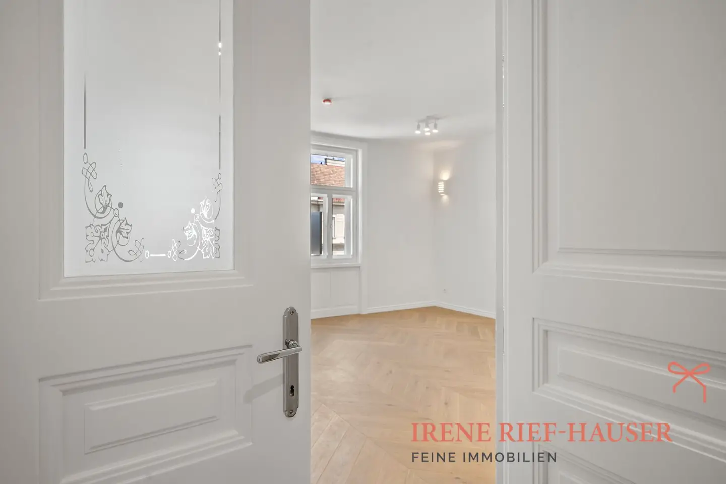 Ein Altbau zum verlieben: gut geschnittene 75m² im Botschaftsviertel