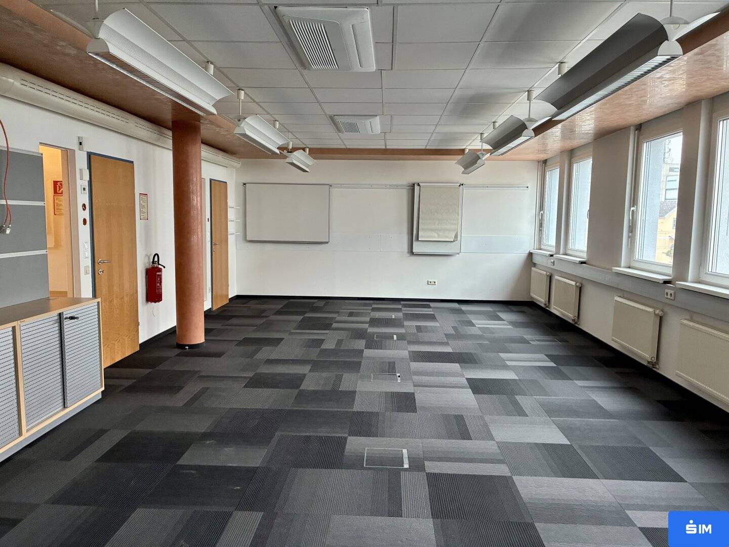 Attractive office / practice space in St. Peter
