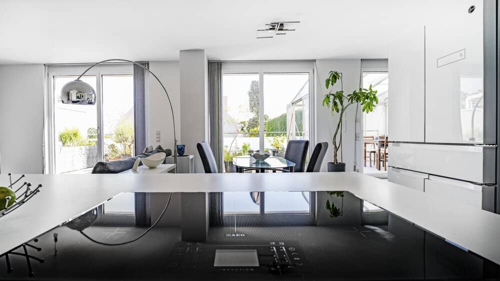 Exklusives Flair mit spektakulären Terrassen und Ausblick