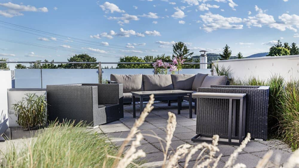 Exklusives Flair mit spektakulären Terrassen und Ausblick