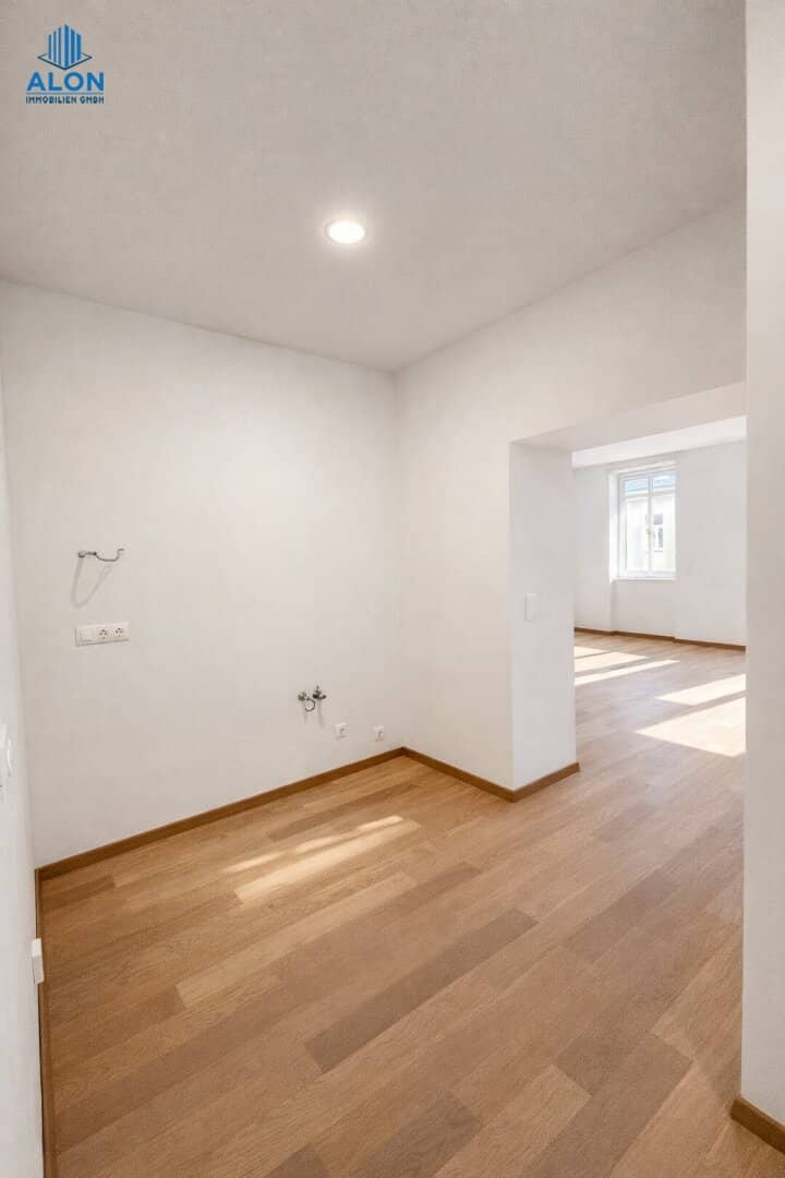 Fully renovated 3 room apartment in top location living in the heart of the 2nd district