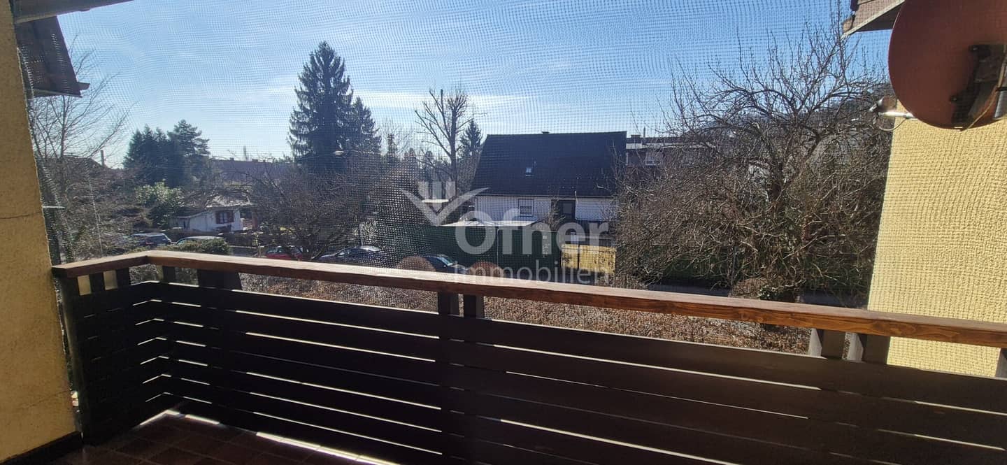 Sonnige 2-Zimmer-Wohnung mit Loggia und Tiefgaragenplatz