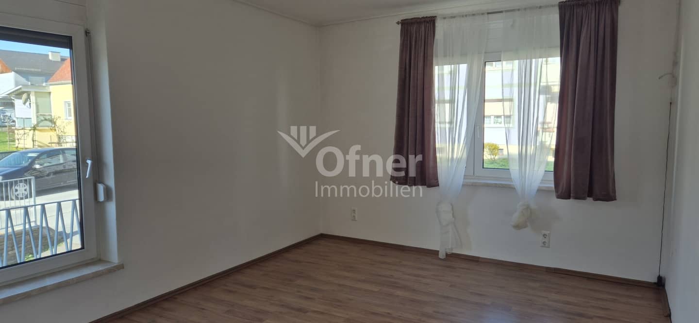 Familienfreundliche 4-Zimmer-Wohnung – Koffer packen und direkt einziehen