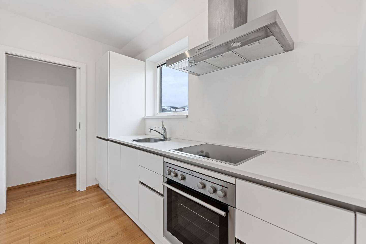 Attic Maisonette with 2 Rooms in Top Location 1090 Vienna